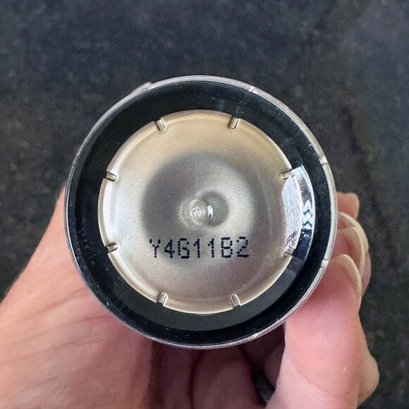 💛 SKINN Neck Amour Redensifying Serum // NIB! - Picture 5 of 8